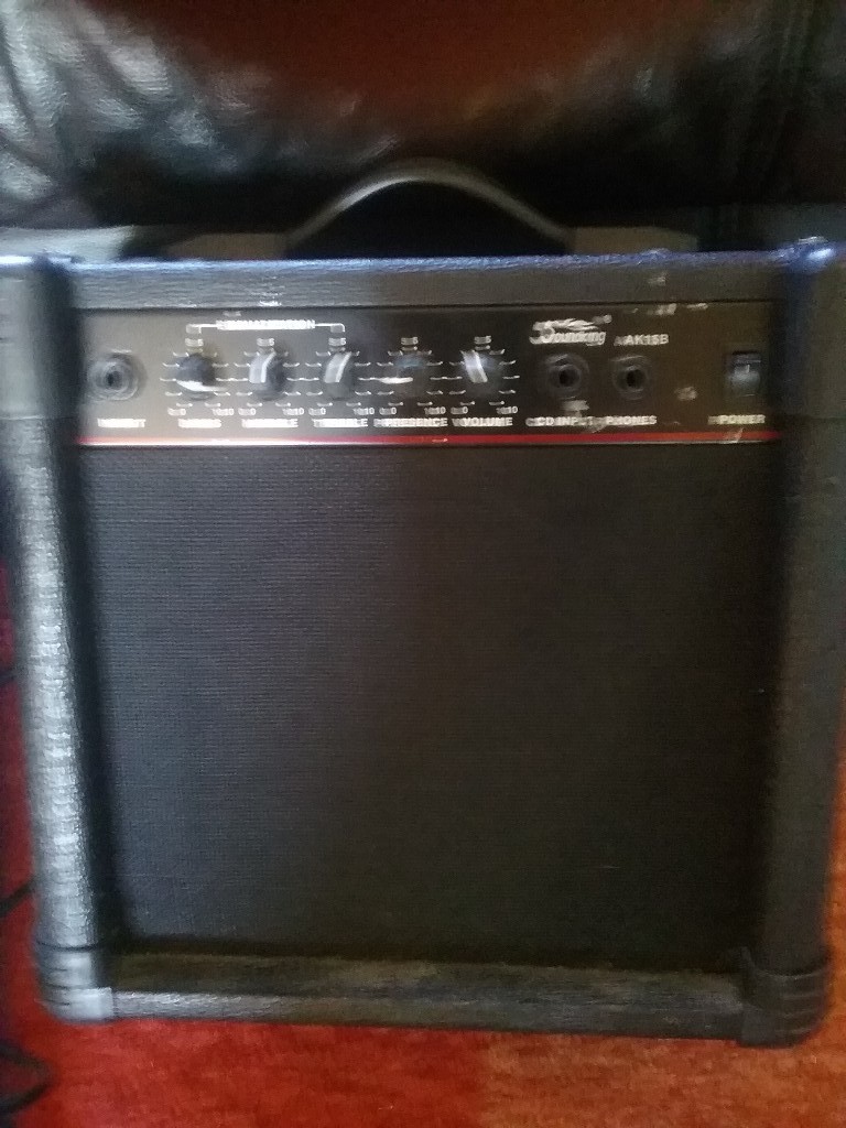 Soundking equalization guitar amp in London Gumtree