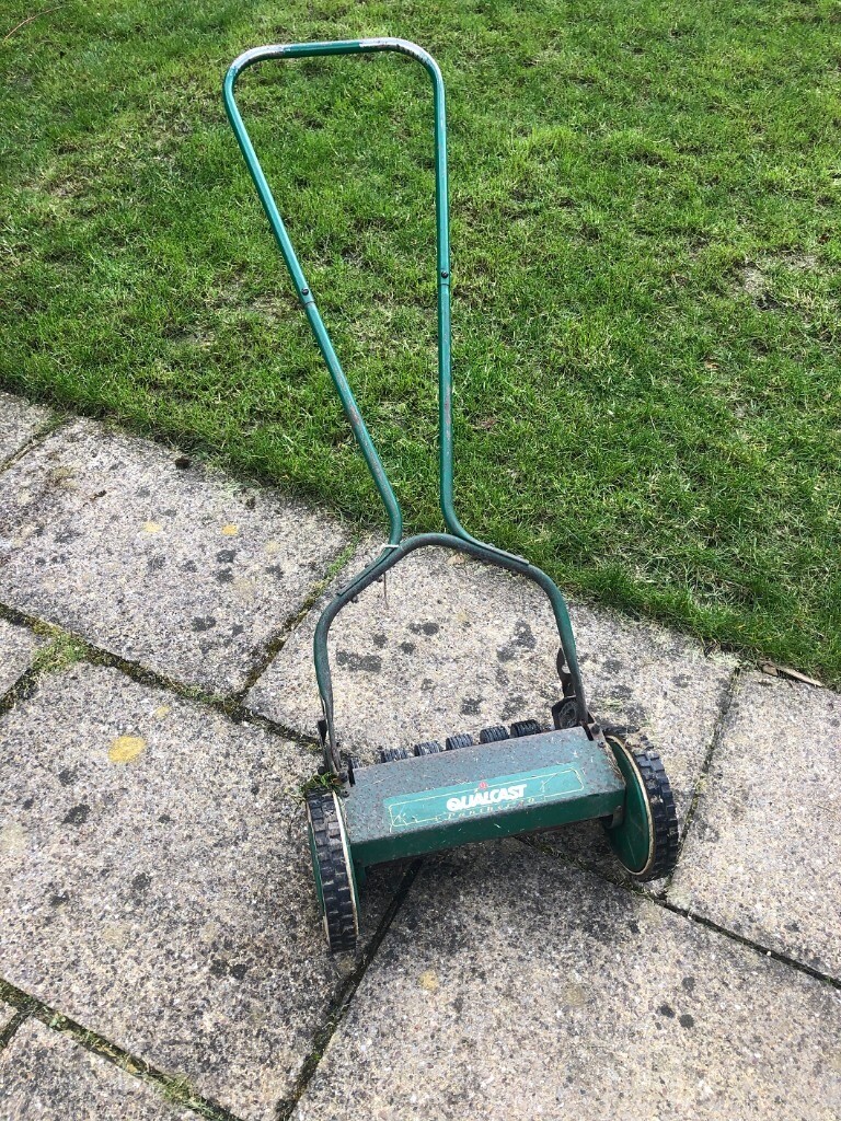 Qualcast Panther 30 Push Lawnmower in Cramond, Edinburgh Gumtree