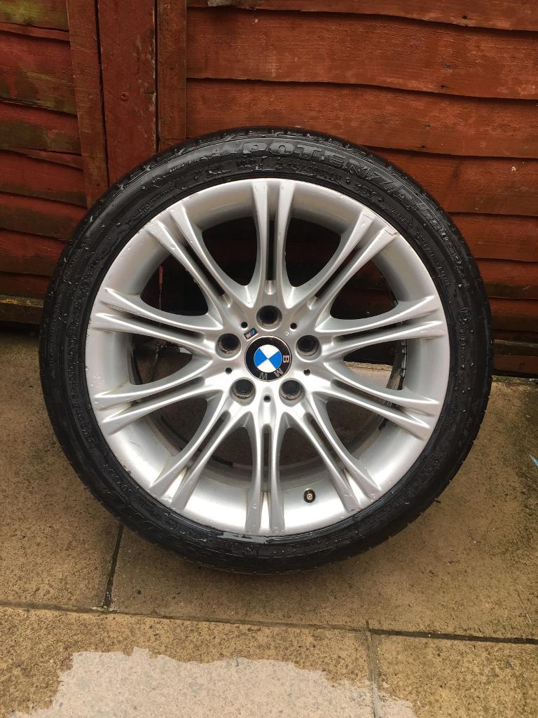 Genuine Bmw E60 18" M Sport mv2 Alloy wheel & tyre 5 Series e61