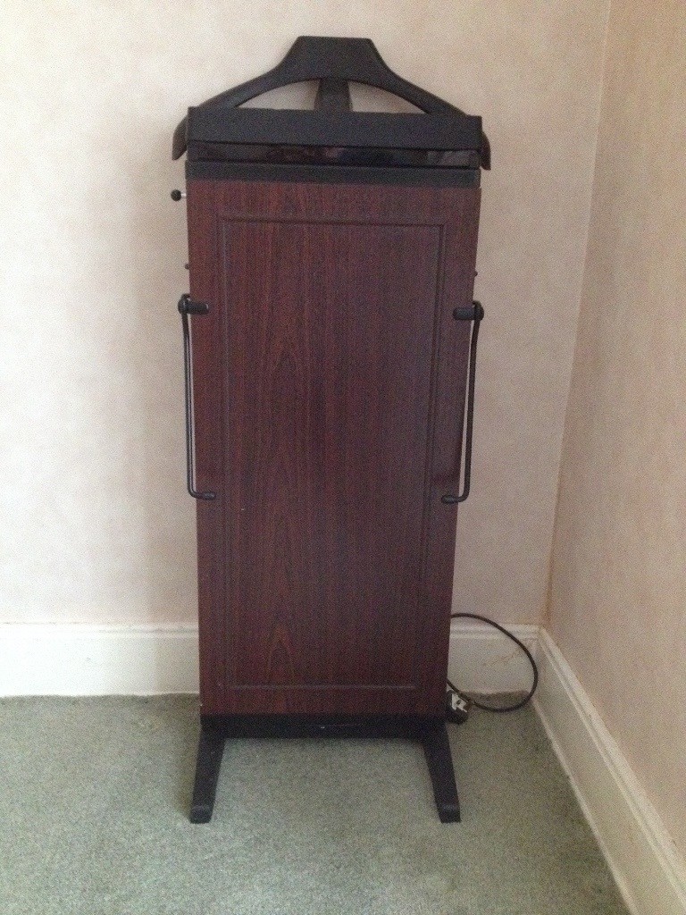 Gents Corby 4400 trouser press for spares or repair. in Craiglockhart