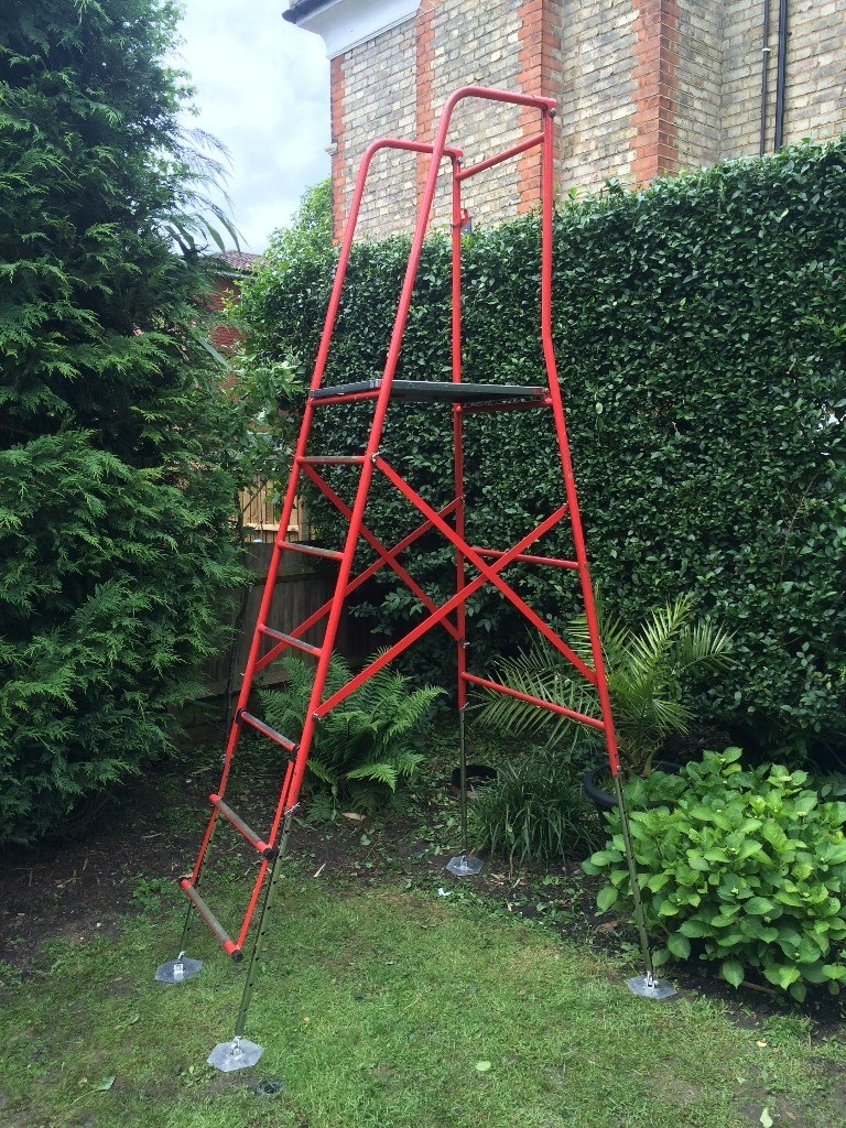Henchman Hi Step Hedge Trimming Platform in London Gumtree