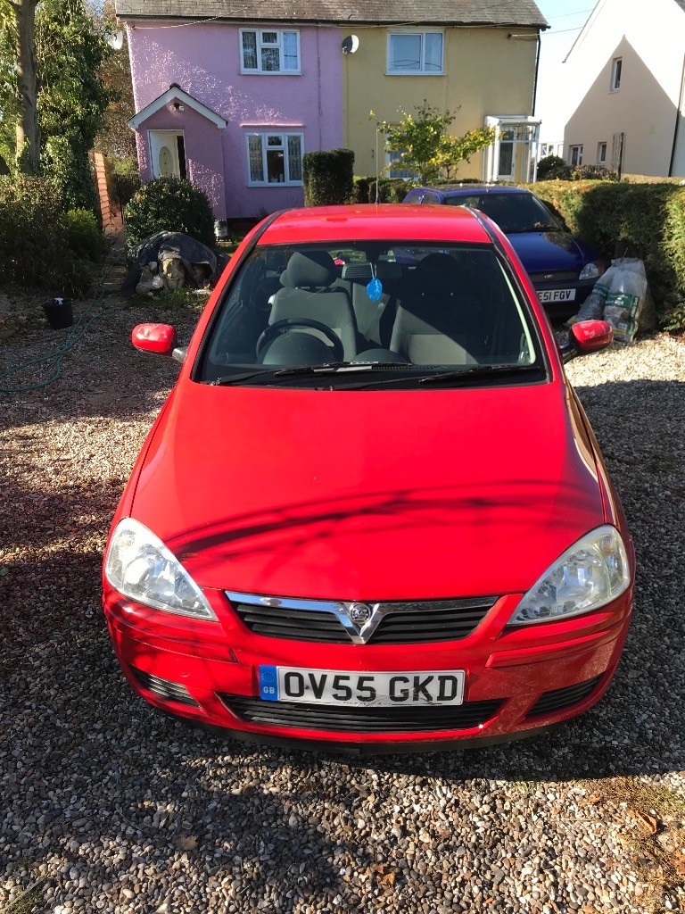 Vauxhall corsa, 1 litre, perfect first car, good condition in Dunmow