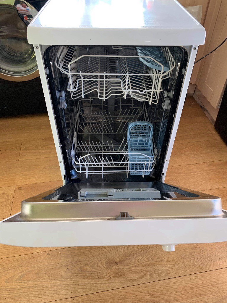 Indesit dishwasher local delivery in Croydon, London Gumtree