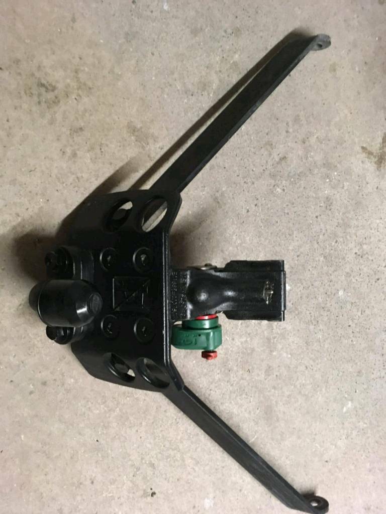 Landrover Discovery 3/4 Tow Bar in Wrexham Gumtree