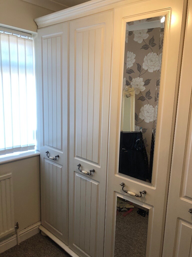 Harvey’s Wardrobes in Oakwood, Derbyshire Gumtree