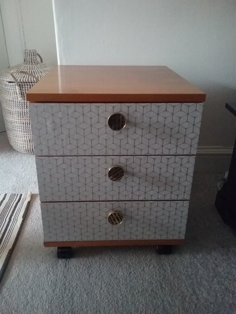 Solid Wood Bedside Office Cabinet Small Chest Of Drawers With