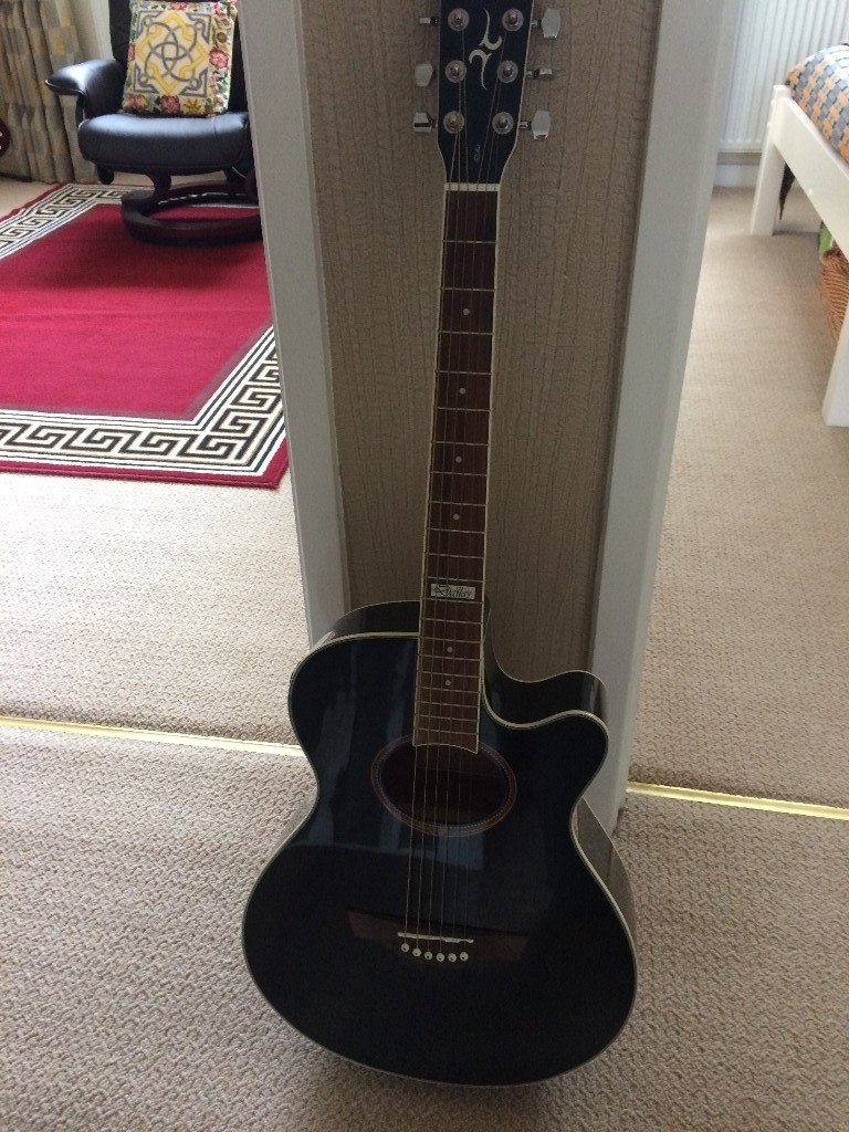 TAGIMA DALLAS ELECTRO ACOUSTIC GUITAR BLACK CUT AWAY IN MINT CONDITION