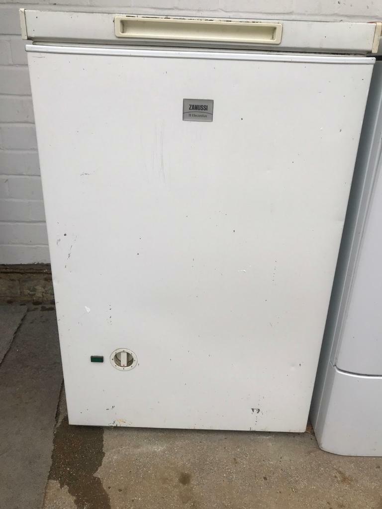 Cheap Zanussi ZCF37 C Chest Deep Freezer in Chingford, London Gumtree