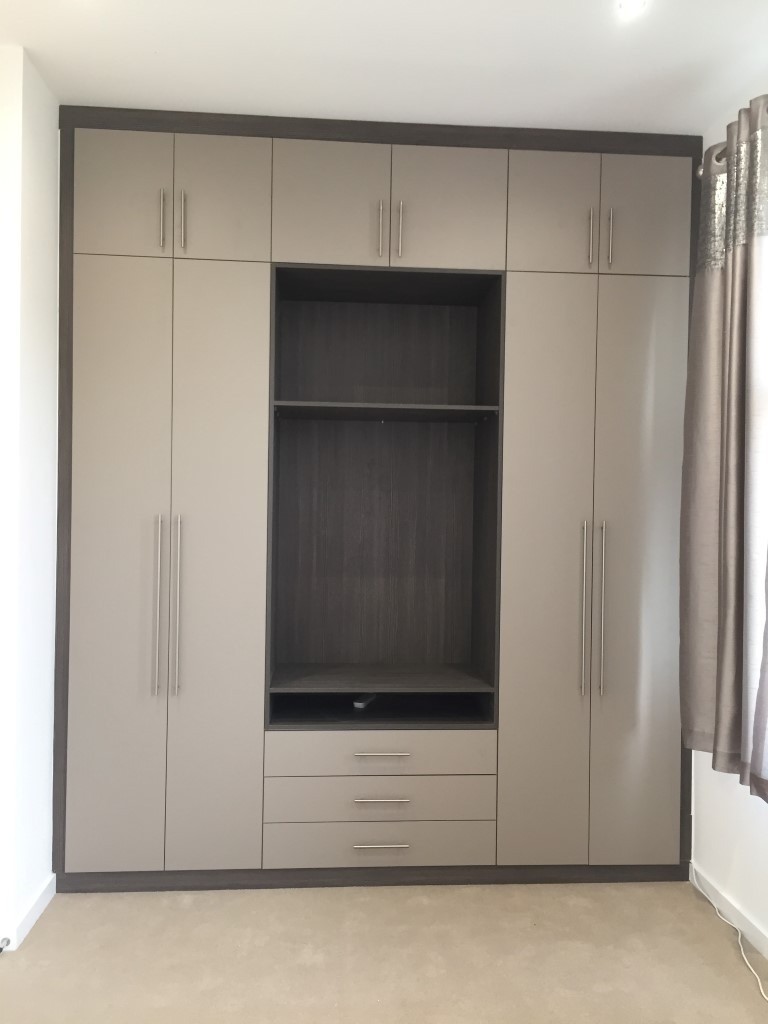 Fitted Wardrobes Fitted Kitchens Fitted Bedroom, Kitchen ... - 768 x 1024 jpeg 55kB