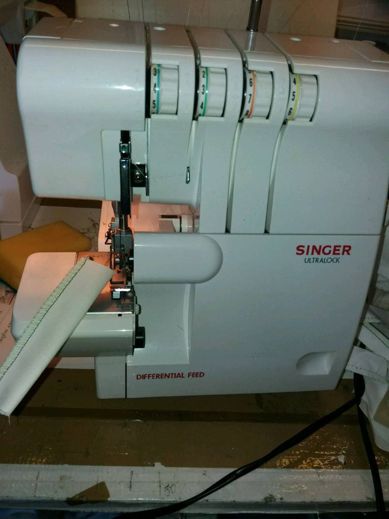 Singer overlock sewing machine | in Glen Parva, Leicestershire | Gumtree