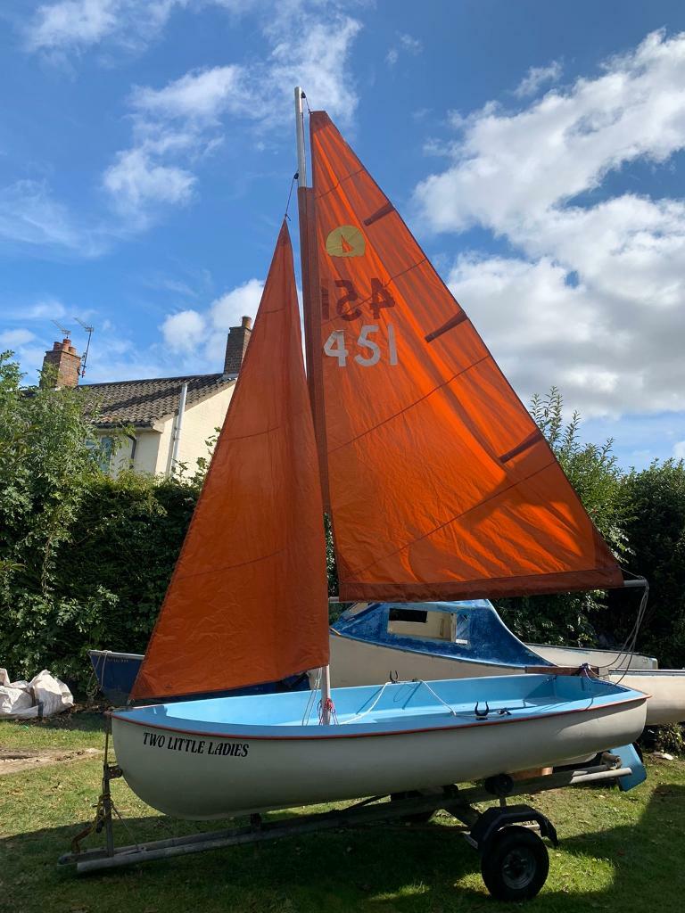 Sailing dinghy tender boat galvanised trailer 12 foot in Wellsnext