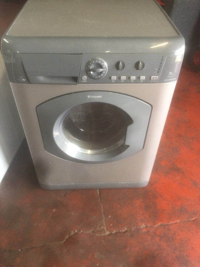 Silver hotpoint washing machine dryer combo 7kg 1200 spin in East End
