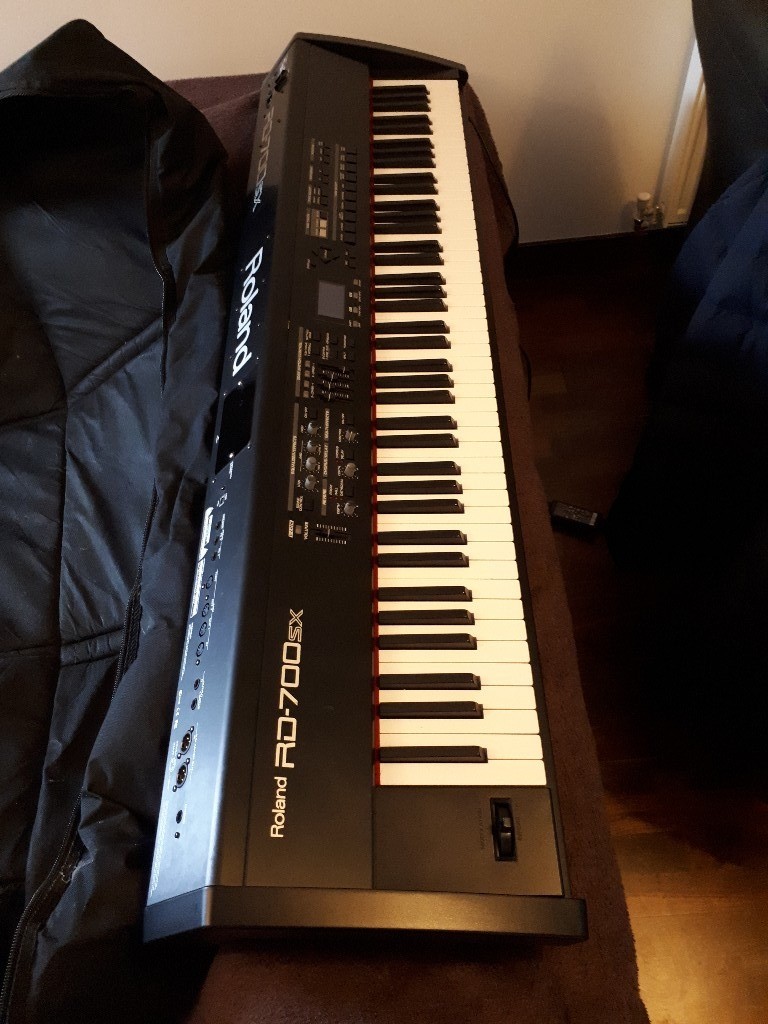 Roland RD700SX Digital Stage Piano AS NEW in Denham, London Gumtree