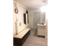 Studio Flat to rent in East Acton. DSS applicants accepted. £1100 pcm. Brand NEW Including Bills.