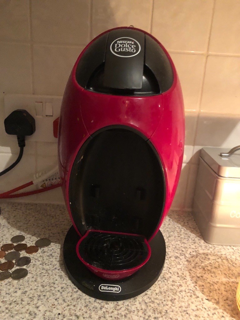 Red Nescafé dolce gusto machine in Andover, Hampshire Gumtree