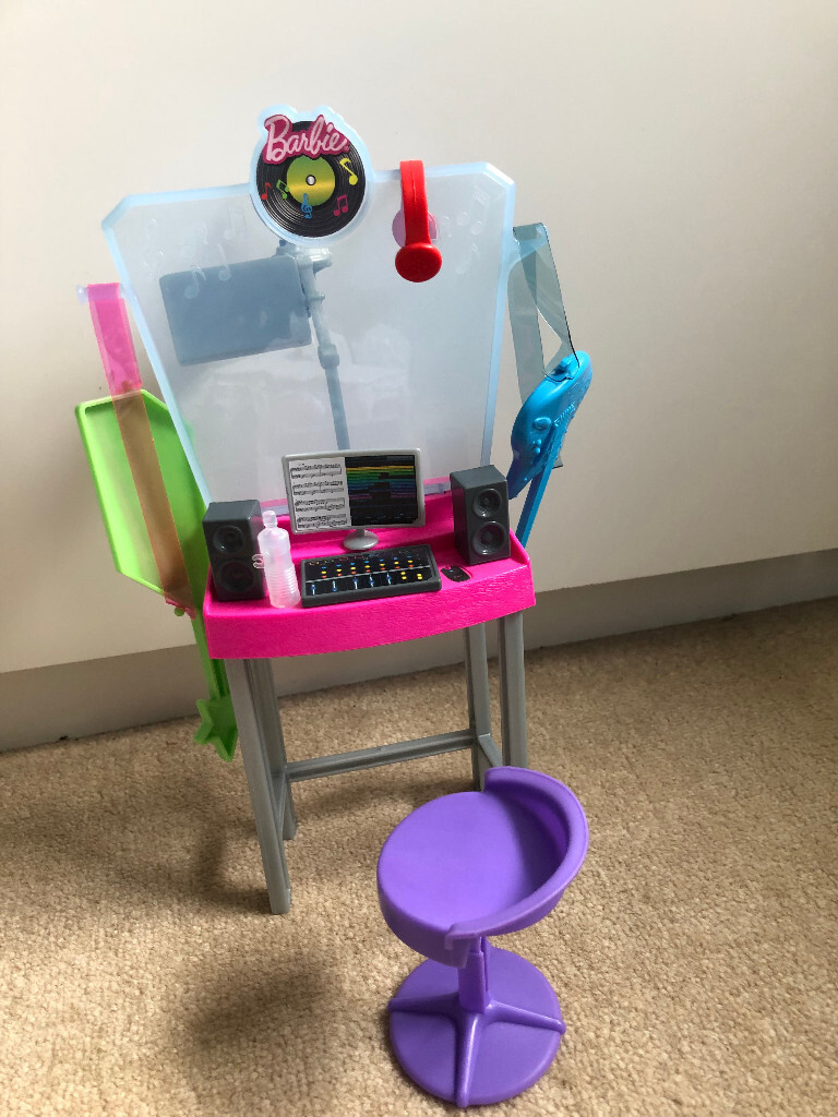 Barbie Recording Studio Playset & Colour Reveal Barbie Doll + 2 DVD