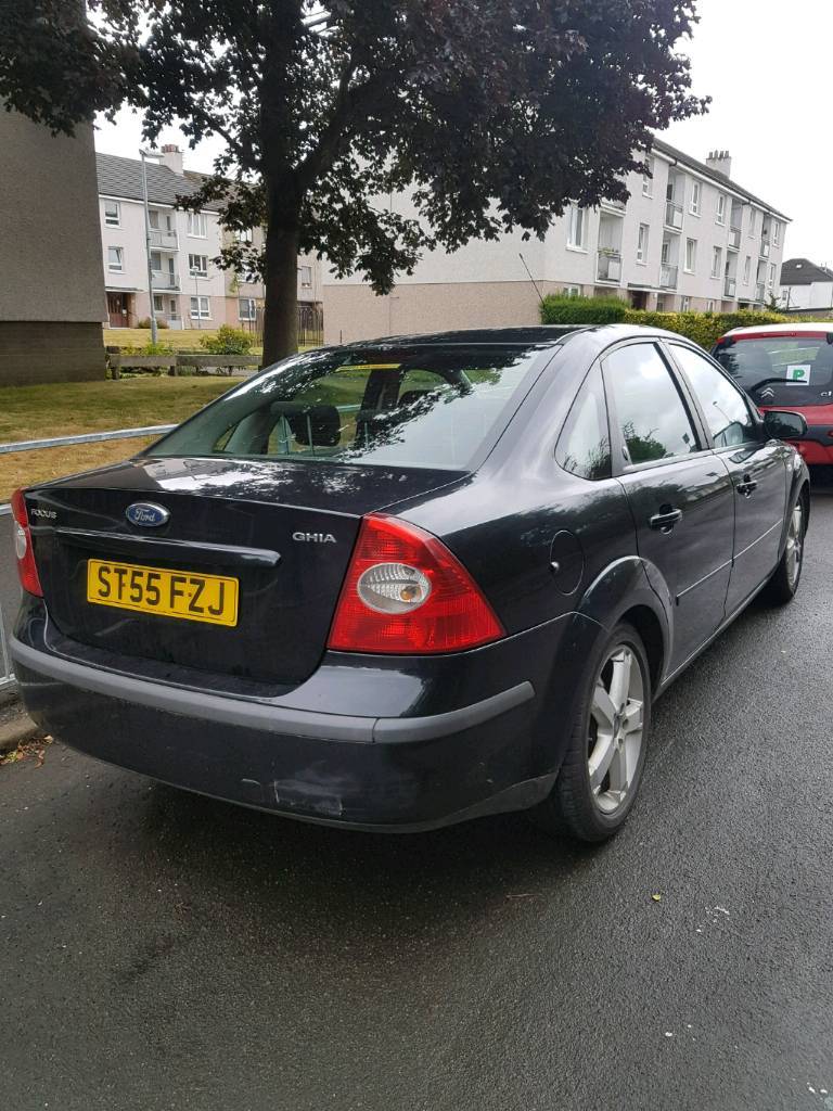 Saloon ford focus