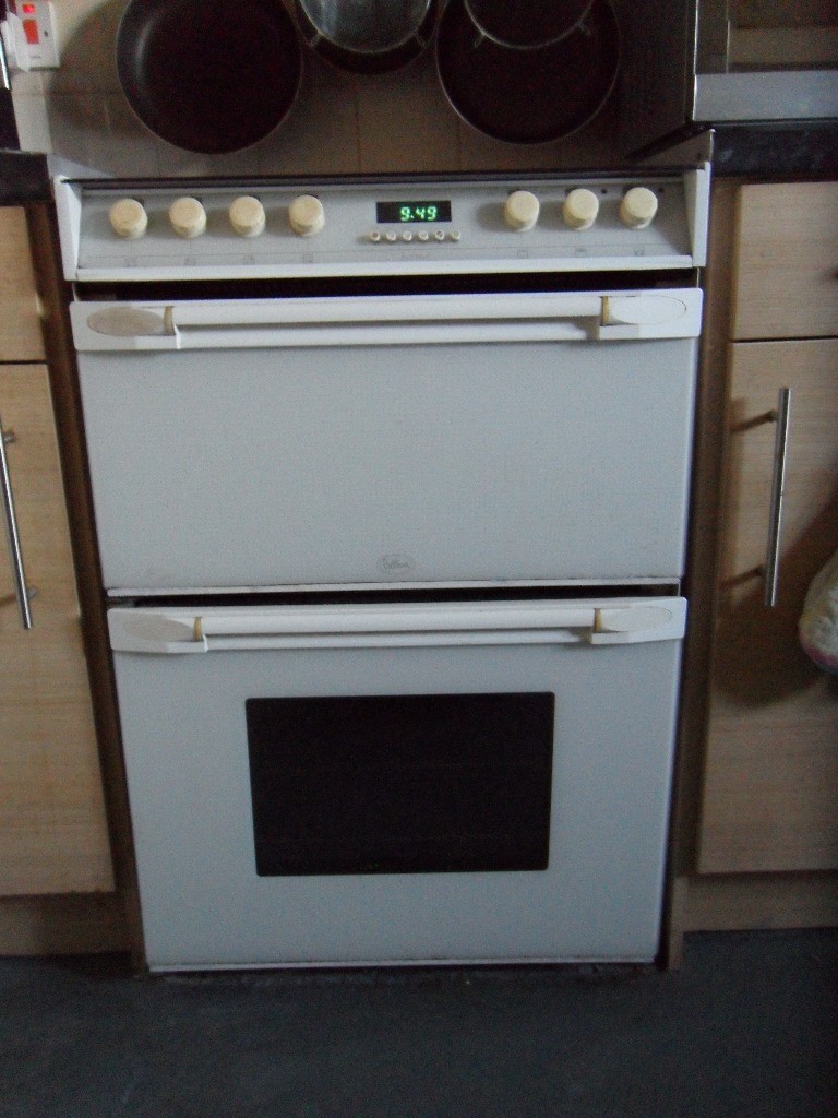 Belling format Halogen freestanding cooker with Double Oven, Grill & Ceramic Hob in Chichester