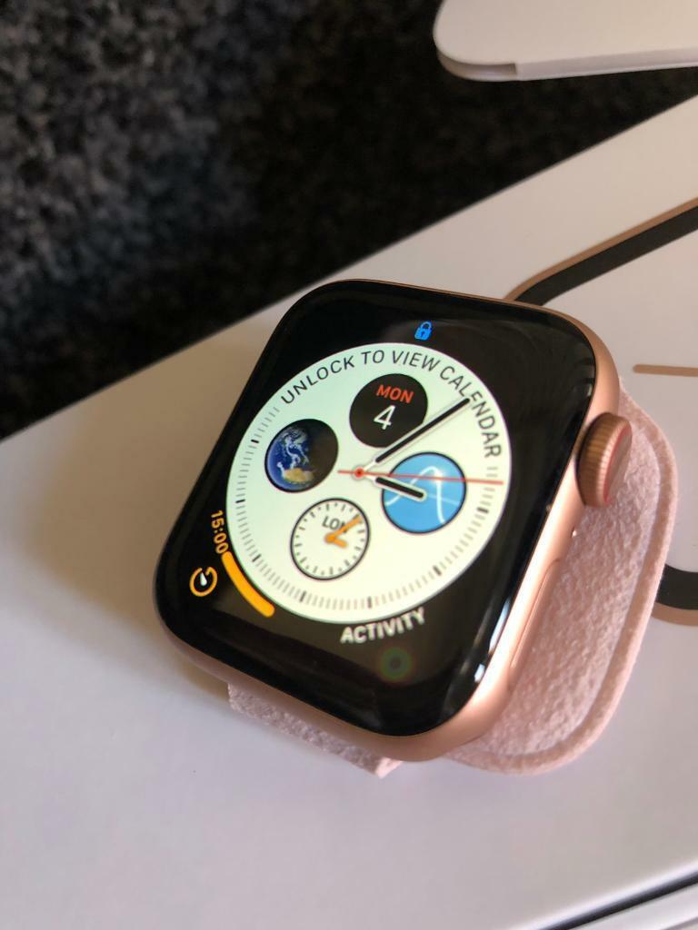 Apple Watch Series 4 Gold Aluminium GPS & Cellular 40mm - Worn Twice!! | in Jarrow, Tyne and