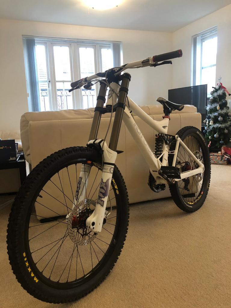 Iron Horse Sunday Downhill bikeBig spec custom build in Heath