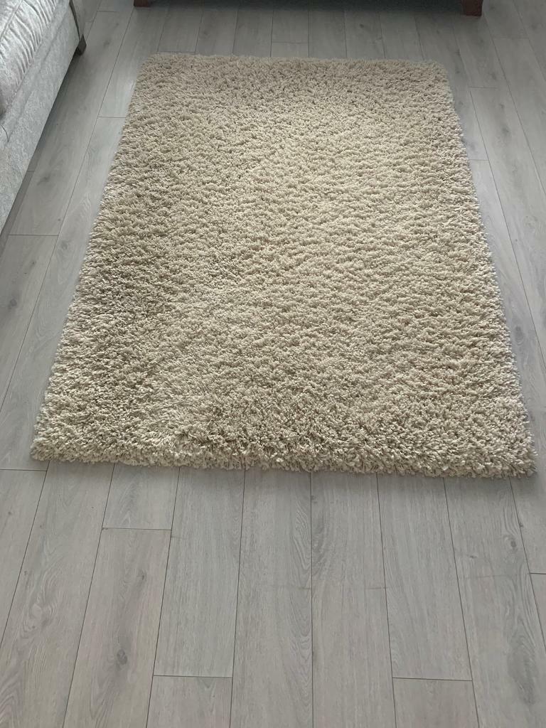 Large shaggy cream rug in Fareham, Hampshire Gumtree