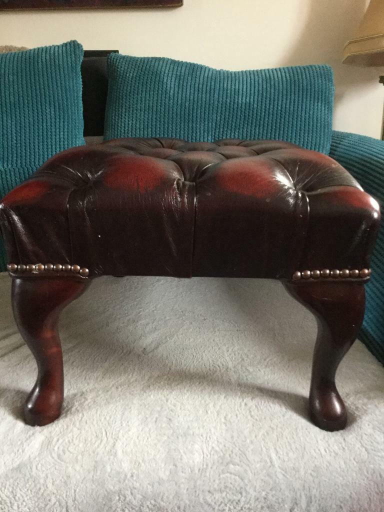 CHESTERFIELD OXBLOOD RED LEATHER VINTAGE FOOTSTOOL IN EXCELLENT CONDITION, ONLY £70 in South