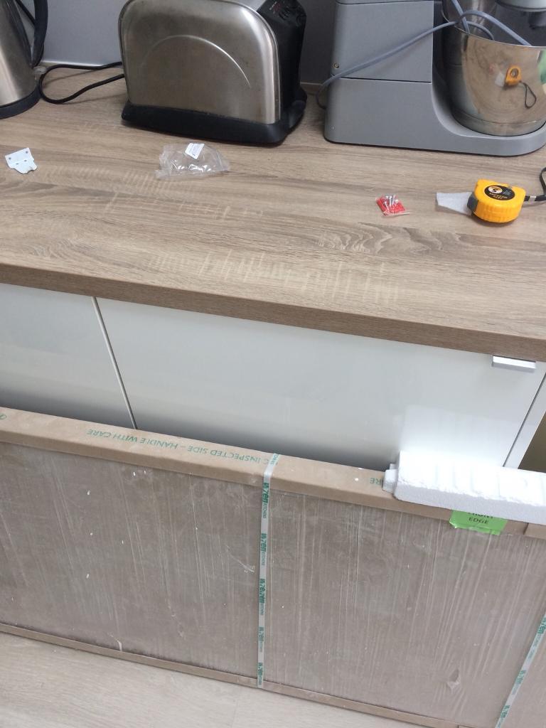 Wren square edge laminate worktop kitchen in Roath, Cardiff Gumtree