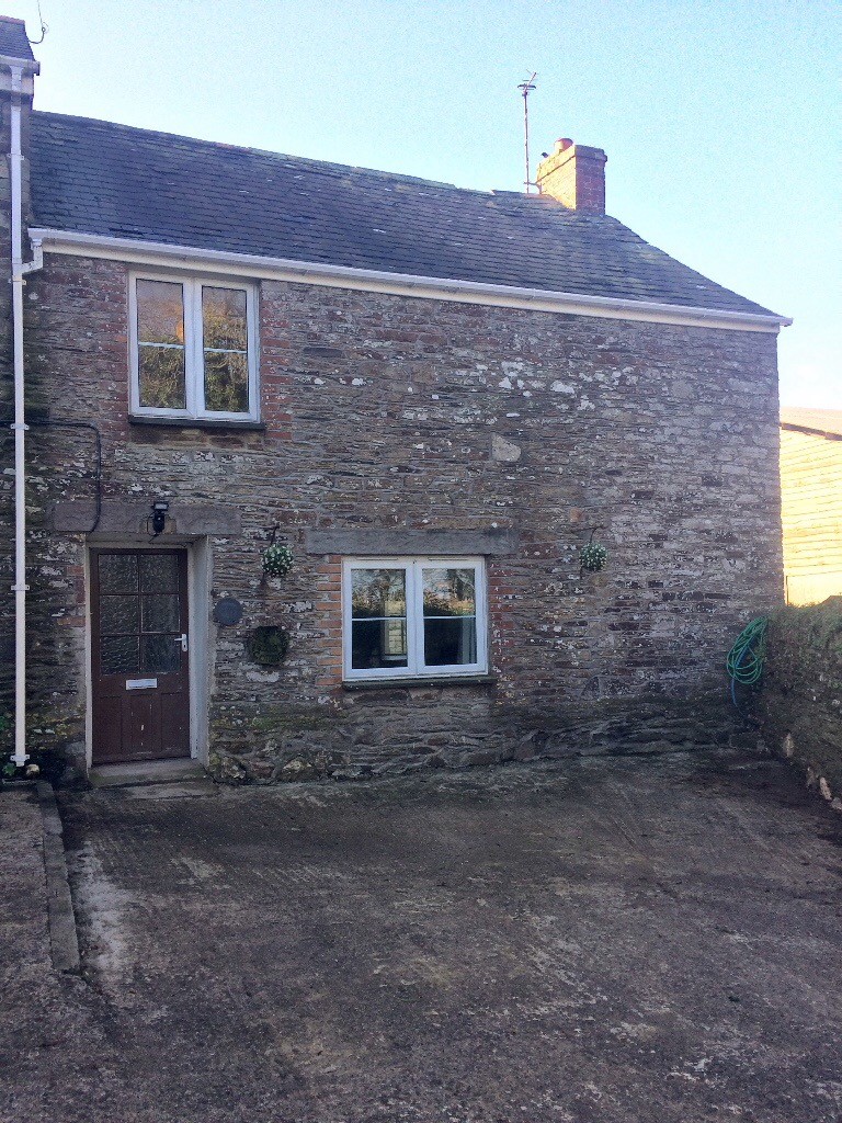 2 BEDROOM UNFURNISHED COTTAGE TO RENT in Wadebridge, Cornwall Gumtree