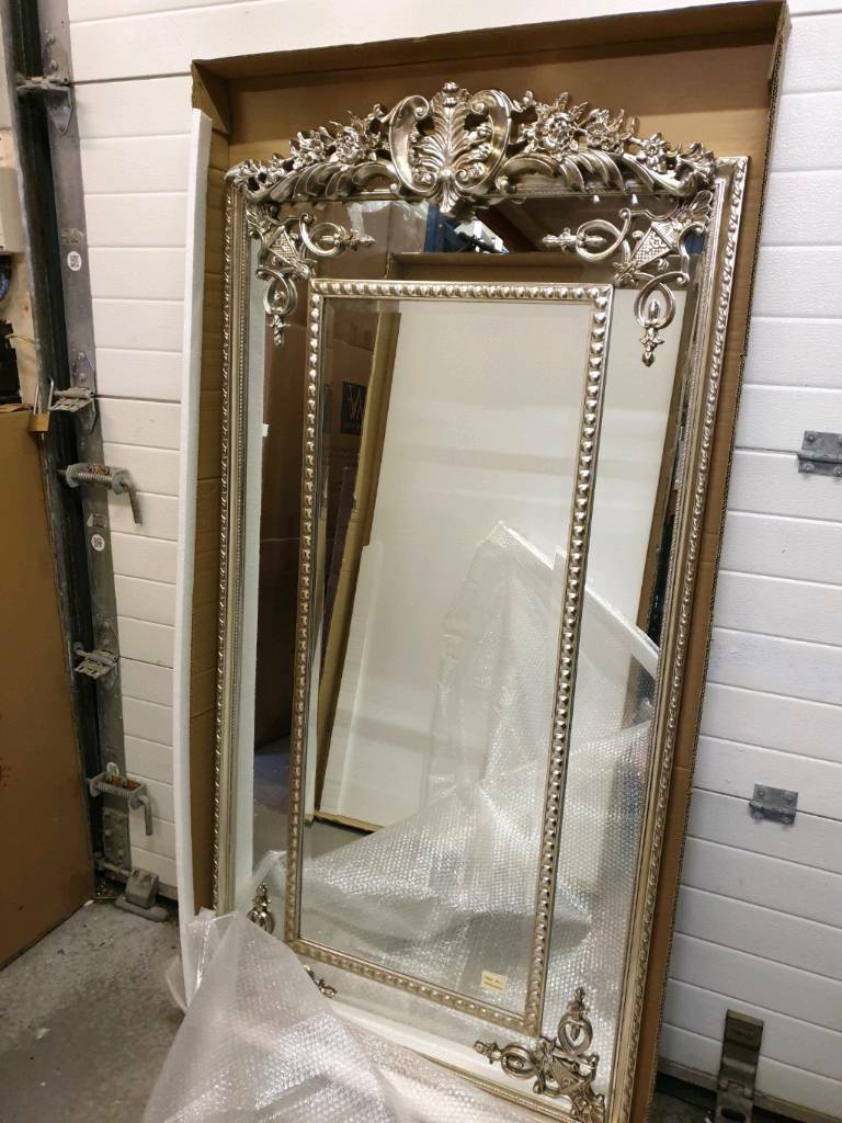 Stunning 6ft x 3ft champagne roehampton leaner mirror in Oldham