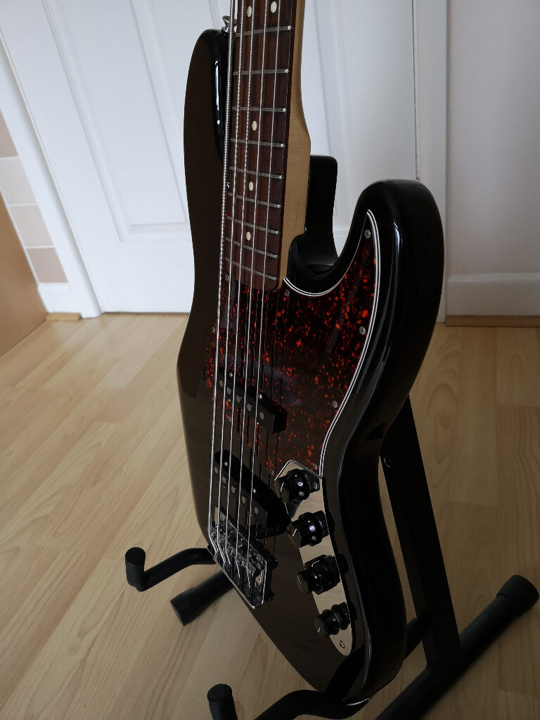 Fender Deluxe Active Jazz Bass V Black (Made in Mexico) Very good