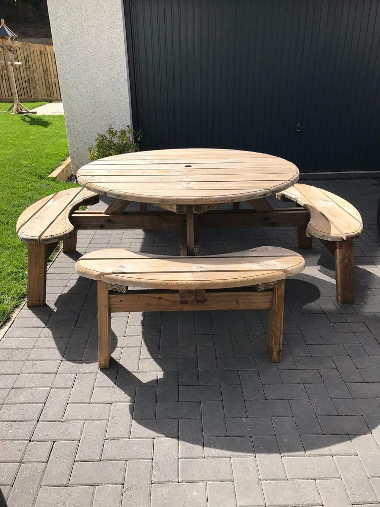 Heavy Duty x8 seater solid wood picnic table | in Bothwell, Glasgow