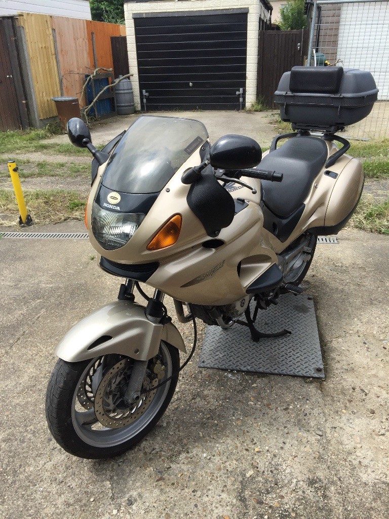 Honda ntv 650 deauville
