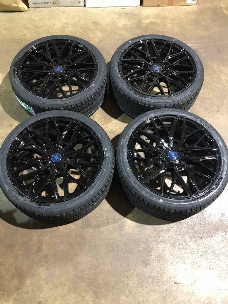 Set of 20” Ex display alloy wheels and tyres Ford Transit Custom in