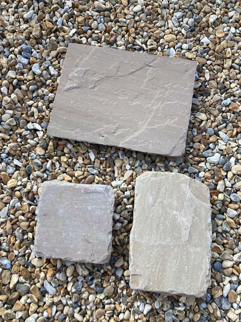 Oxford Tudor cobble. Pavestone cobbles natural sandstone paving slabs