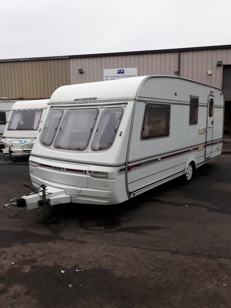 SWIFT CHALLENGER 4 BERTH CARAVAN YEAR 1994 TO 1995 in Newport Gumtree