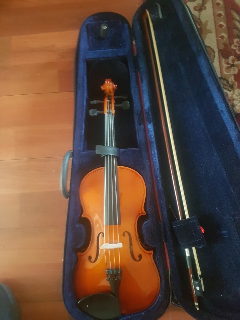 Violin in Glasgow City Centre, Glasgow Gumtree