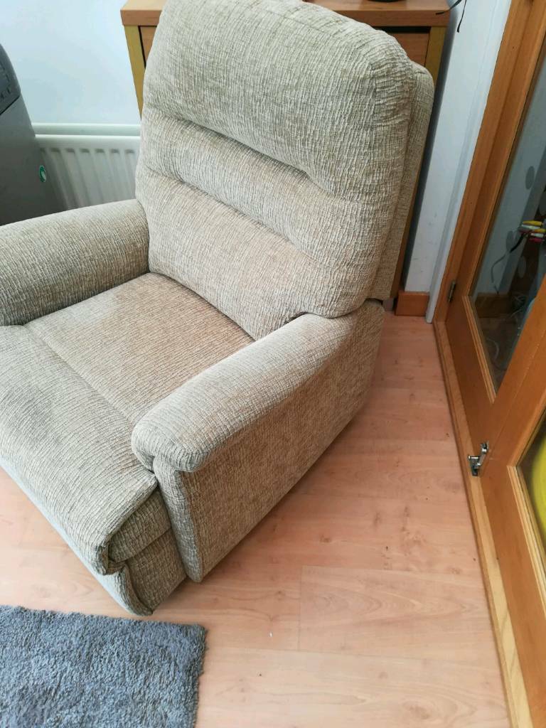 Recliner Chair Very Comfortable | in Castlereagh, Belfast | Gumtree