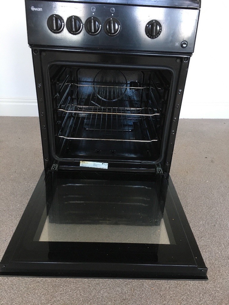 Swan Freestanding black gas cooker in Whitley Bay, Tyne and Wear