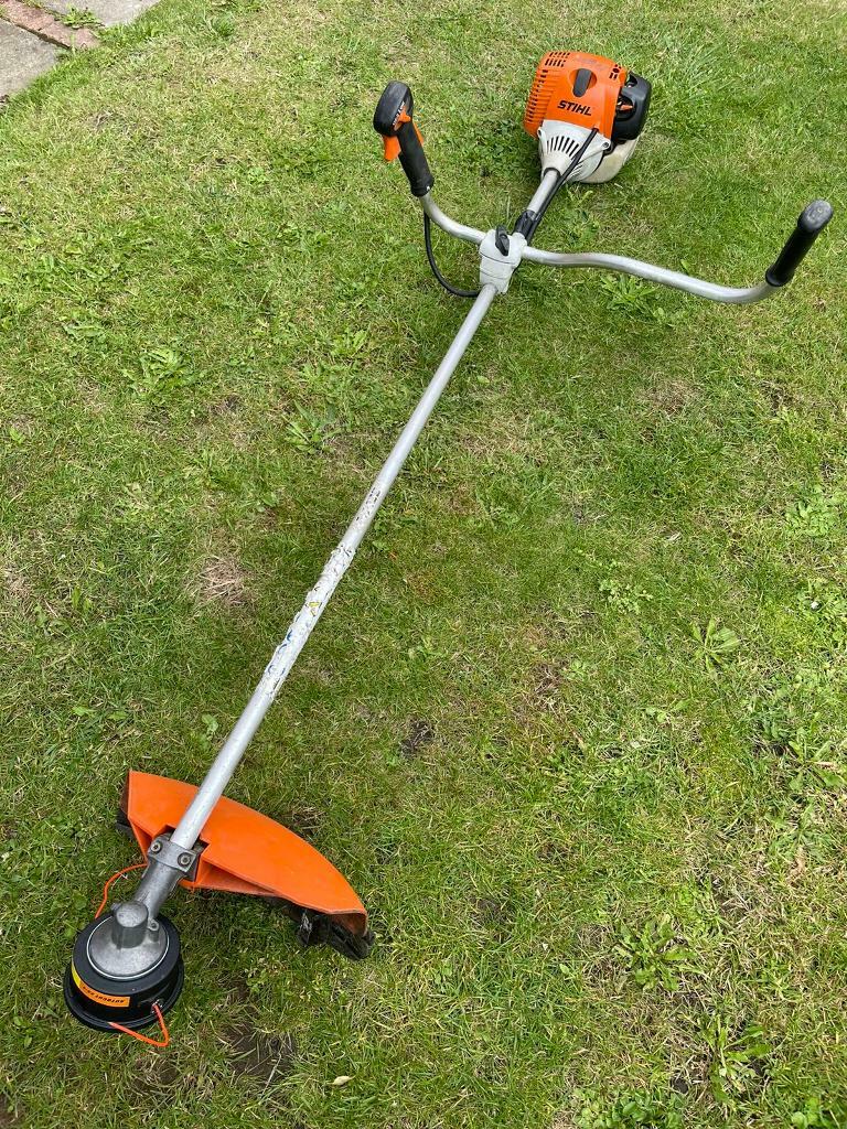 Stihl FS100R Cowhorn Cow Horn Professional Strimmer (4 mix engine) in