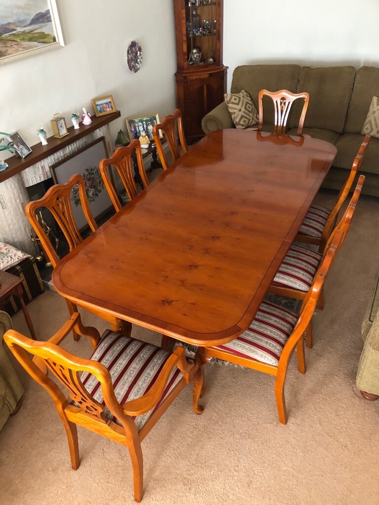 Dining table, 8 chairs in Blairgowrie, Perth and Kinross Gumtree