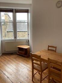 image for 1 bed long term central flat views to castle