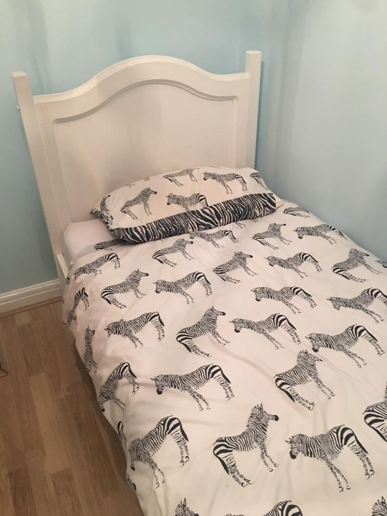 White single bed includes duvet covers in Ilford, London Gumtree