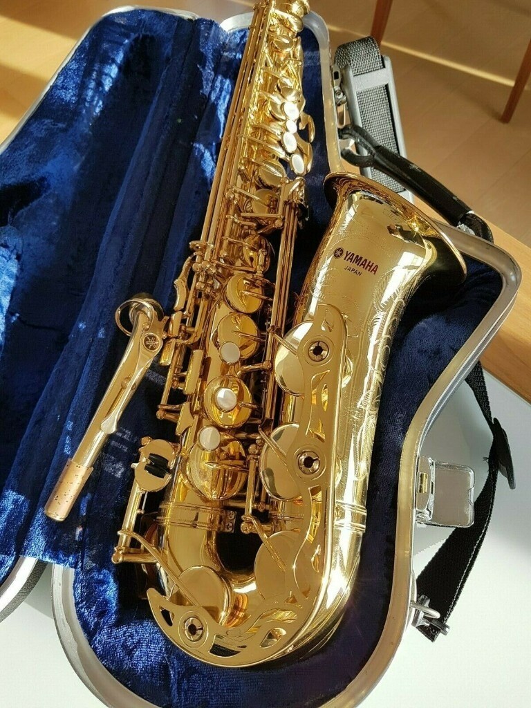 Yamaha YAS 62 Alto Professional Saxophone PURPLE LOGO in Hoxton