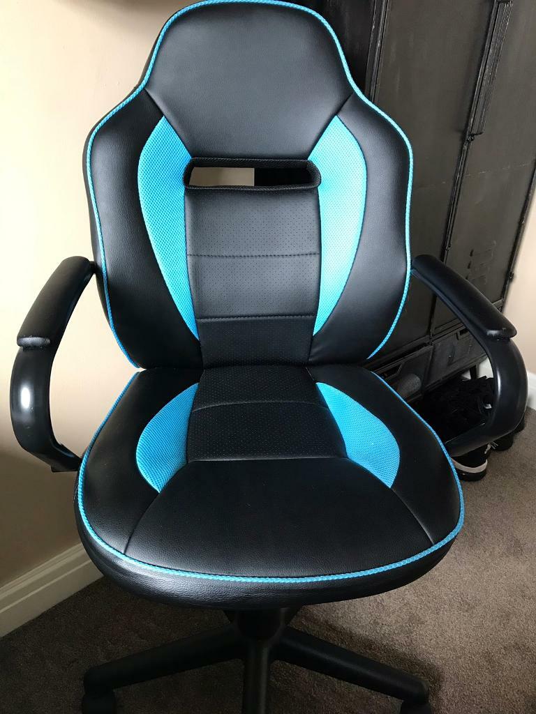 Blue and black gaming chair in Hessle, East Yorkshire Gumtree
