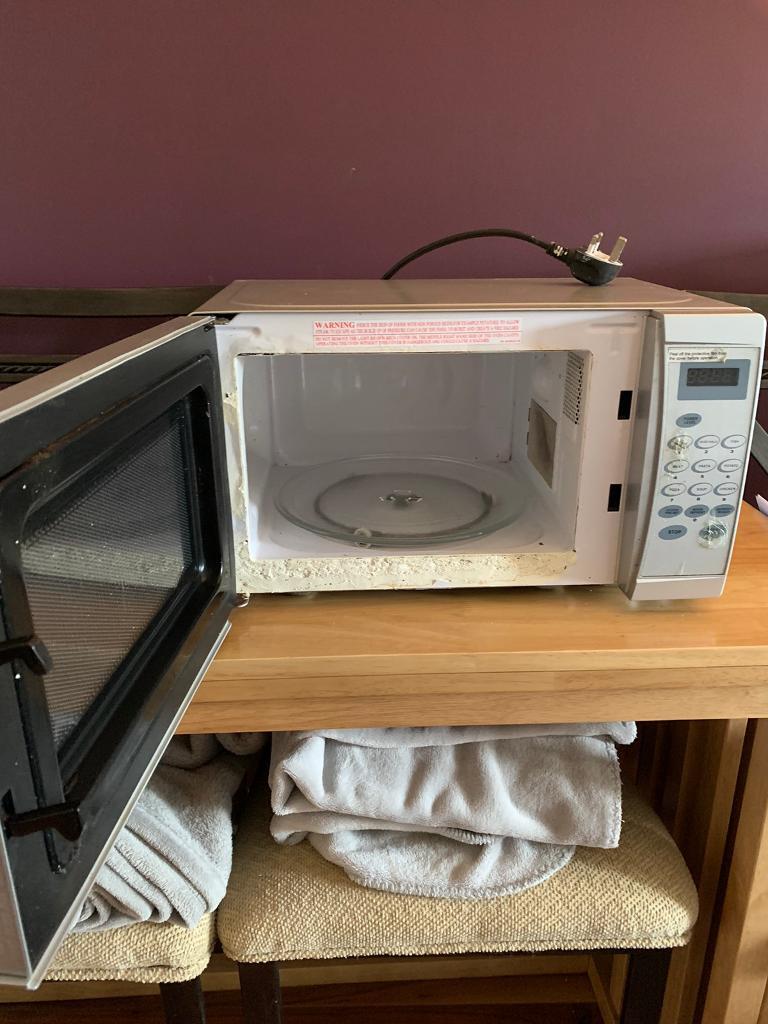 Cookworks Silver 700w Microwave Oven in Taplow, Berkshire Gumtree