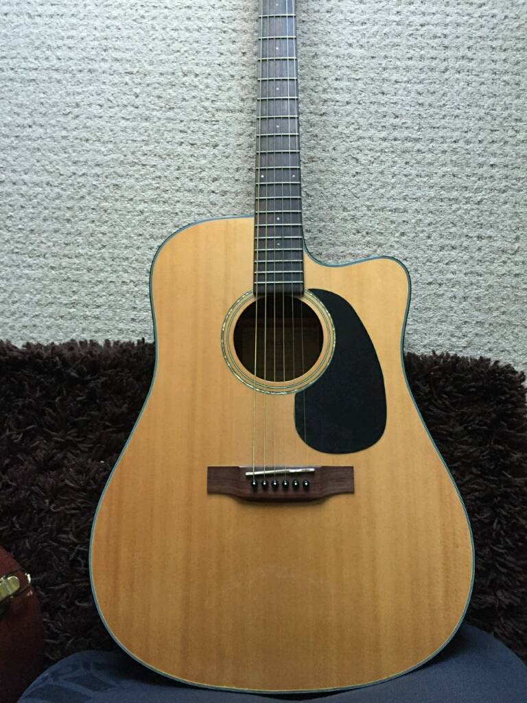 Hudson crd2 series electro acoustic guitar very nice condition in