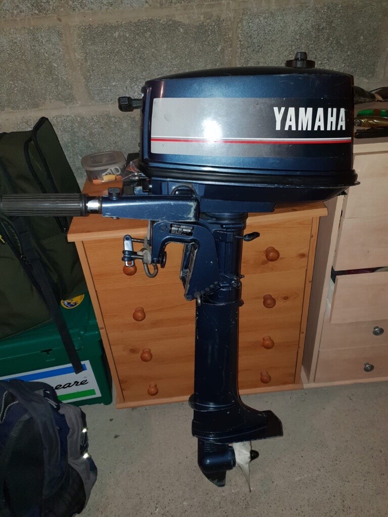 4HP 2 Stroke Long Shaft Yamaha Outboard Engine in Cumbernauld