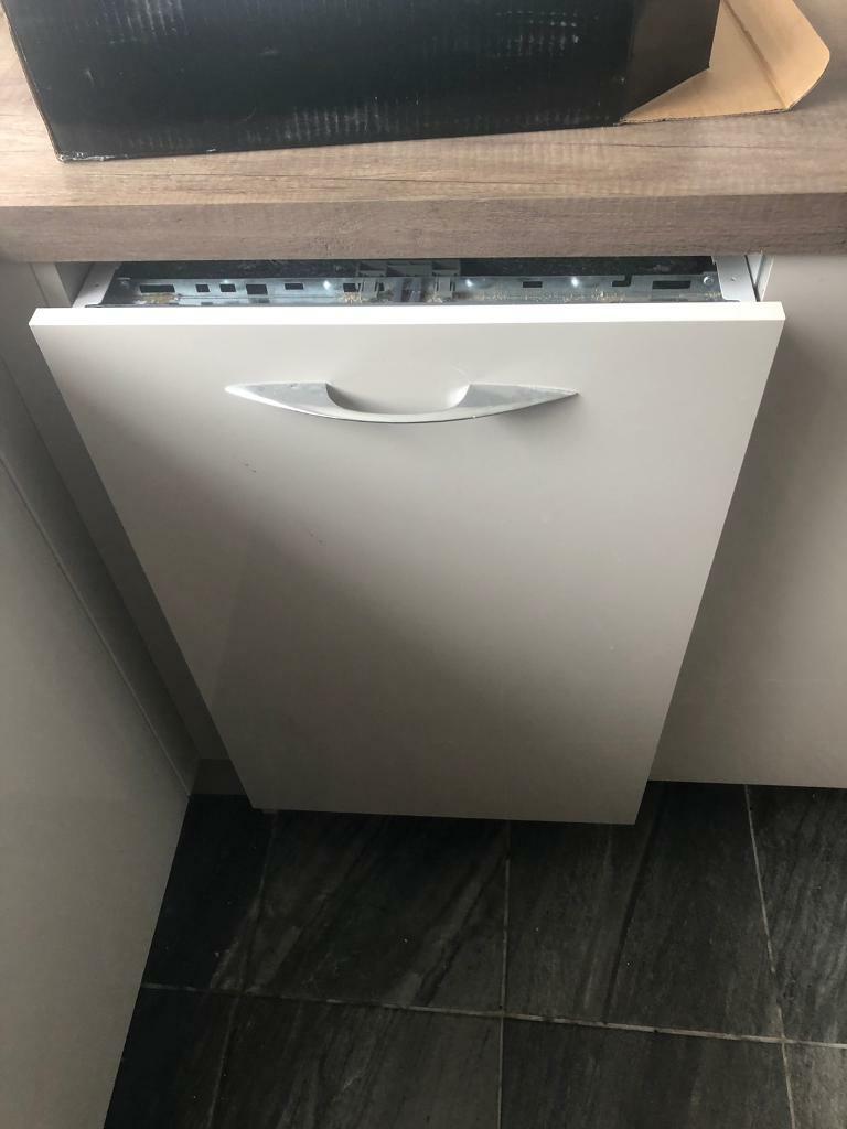 BEKO DIS15012 Slimline Fully Integrated Dishwasher in Prestwick