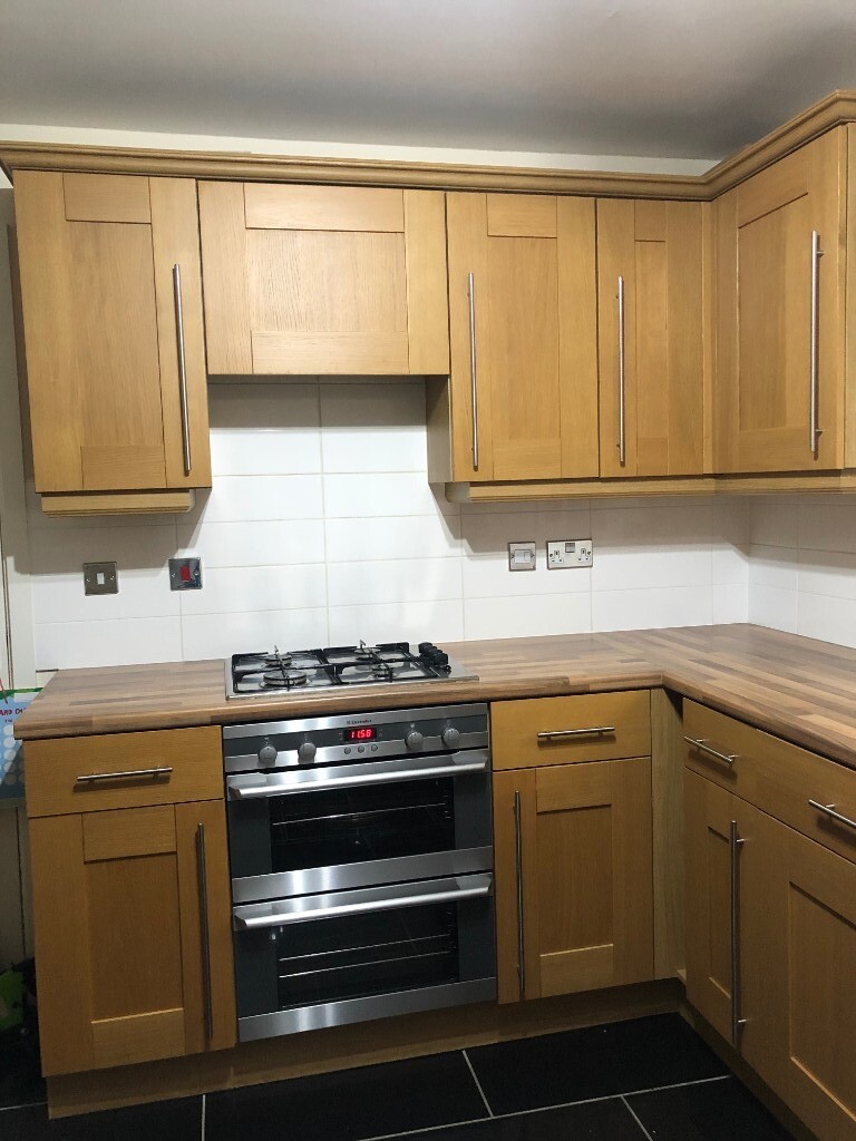 Full Kitchen - Solid Oak Shaker doors | in Hamilton, Leicestershire