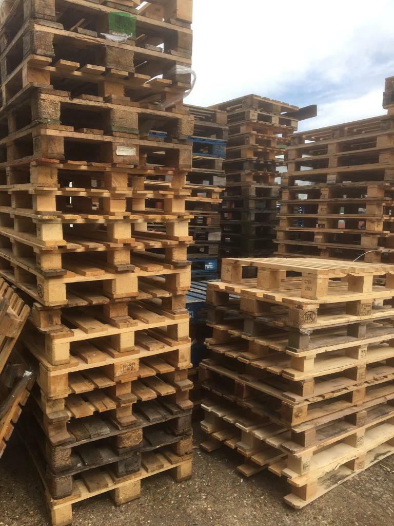 Wooden pallets in Chelmsford, Essex Gumtree